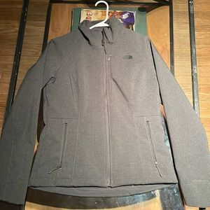 Women’s north face coat, gray, size M